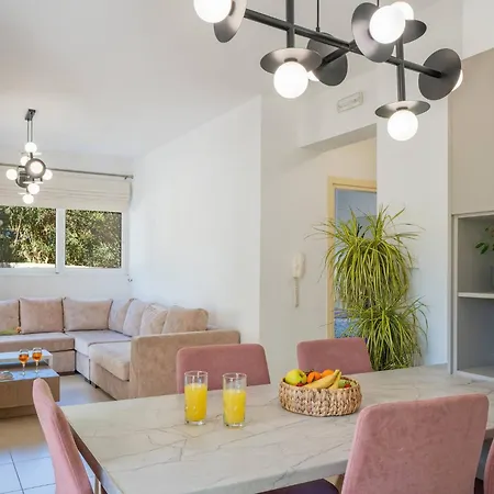 Luisa * ريثيمنو