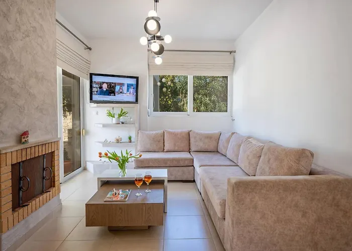 Luisa Rethymno (Crete)